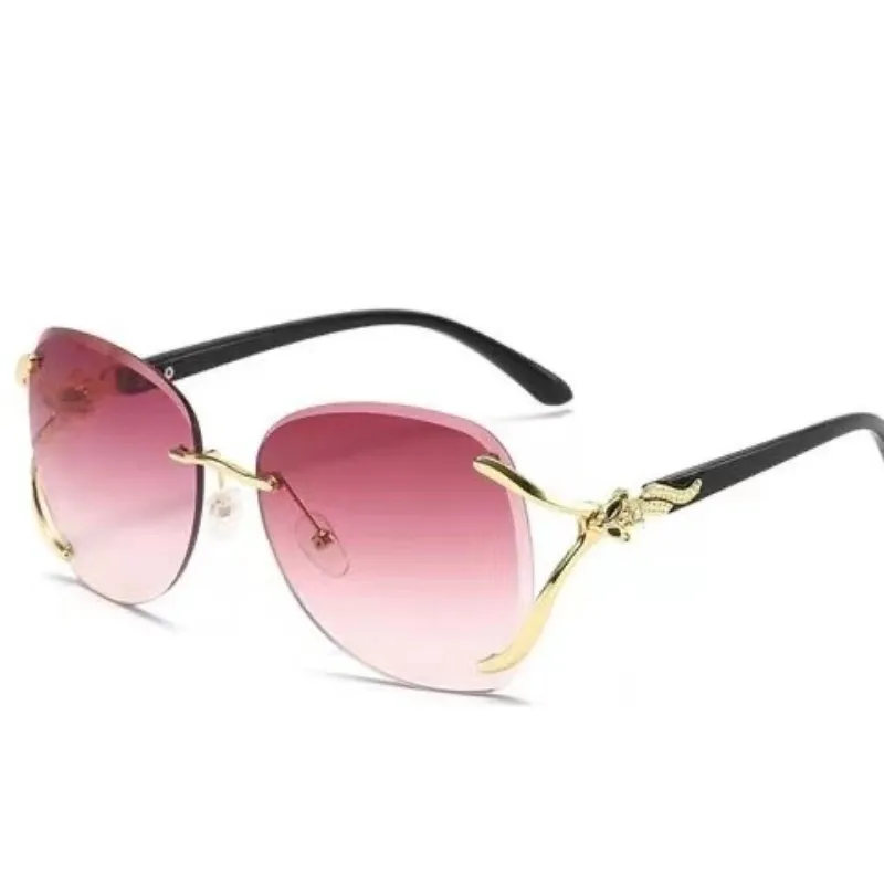 Lunettes de soleil pour femmes 2022 lunettes de soleil surdimensionnées pour femme tête de léopard profilée design vêtements montrer top accessoires cadres été plage cadeaux femmes lunettes de soleil