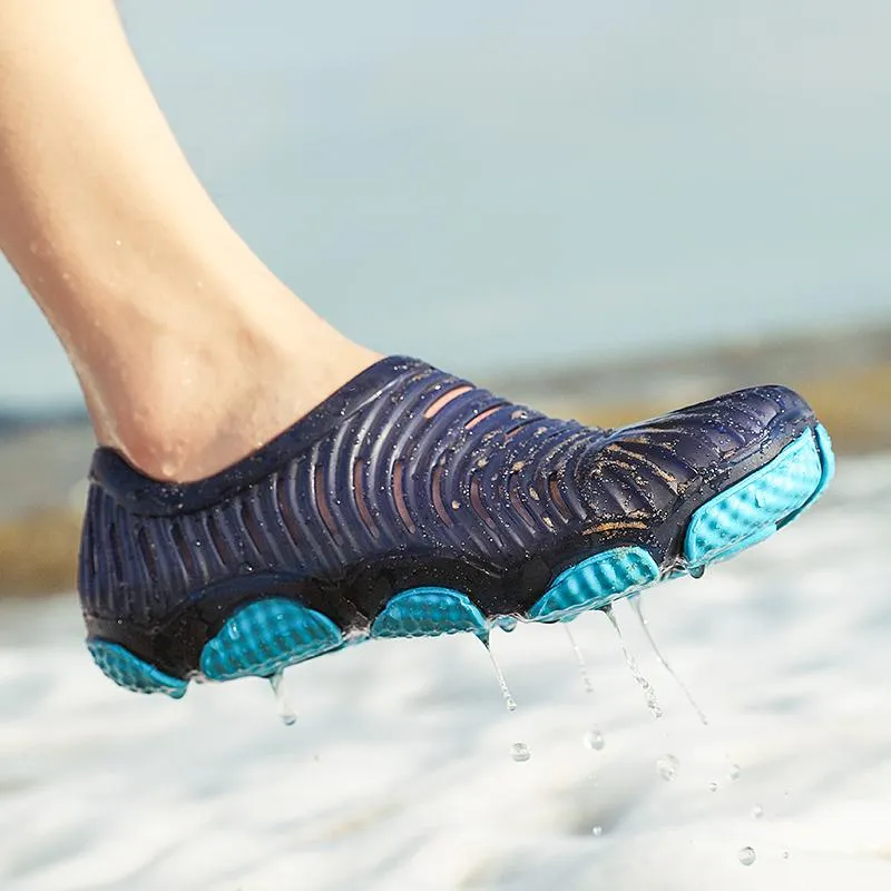 الصنادل الصيفية الأزواج المحايدة أحذية أحذية المرأة خفيفة الوزن جيلي للرجال الشاطئ المياه الناعمة المسطحة
