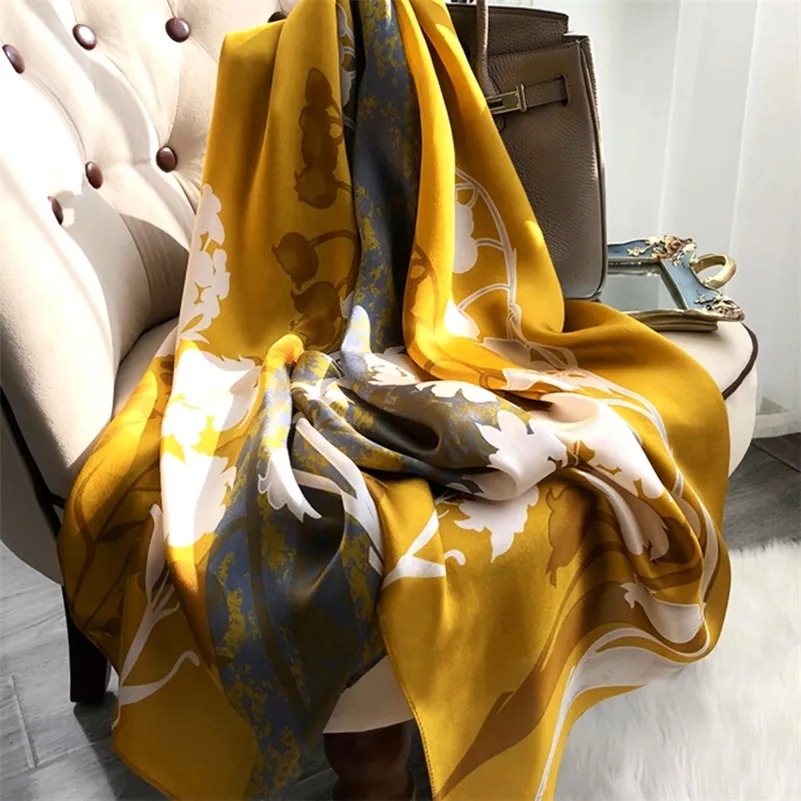 Luxury Autumn and winter women style Fashion Color matching Print silk scarf lady headcloth beach shawl 220516