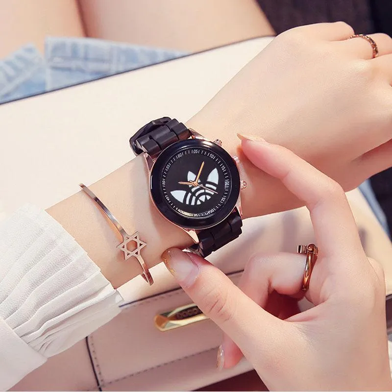 손목 시계 패션 여성 스포츠 시계 캐주얼 레이디 실리콘 드레스 쿼츠 여성 시계 Zegarek Damski Reloj Mujerwristwatches