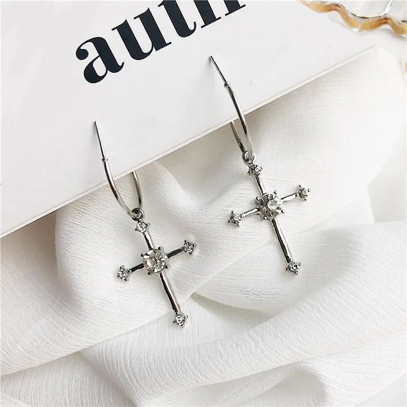 Hoop Huggie Clean Crystal Cross -oorbellen voor vrouwen Dainty Big Large Charm Sliver kleur geometrische hoepels oorbellenhoop kirs22