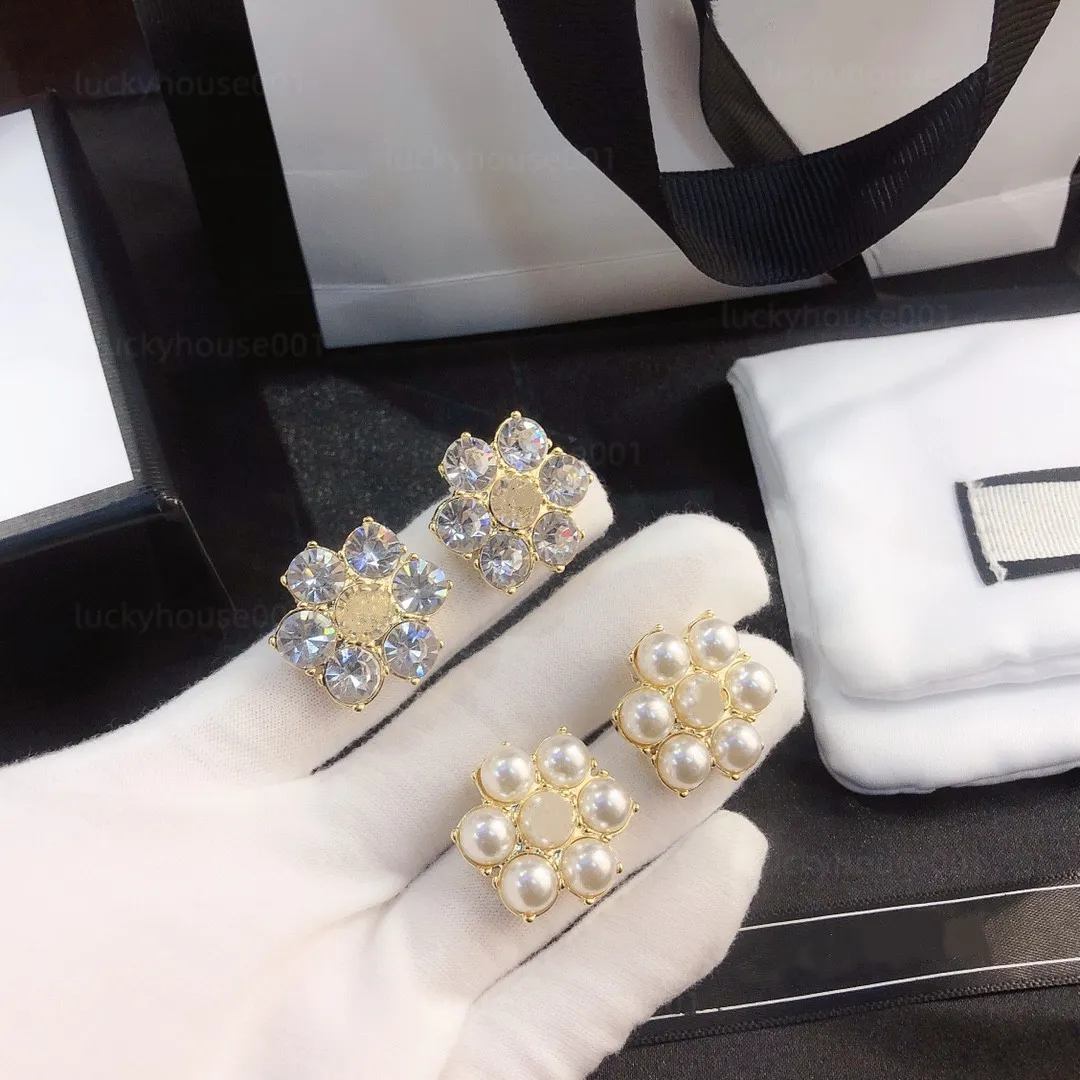 Urok 18K-spłodzony luksusowy kobietę łańcuch klipów stadninowych słynna kobieta 925 Srebrny kryształowy kryształowy kryształ perłowy kolczyki na przyjęcie weselne Prezenty Wysokiej jakości