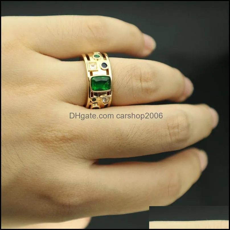 Wedding Rings Retro Geometric Pattern Women`s Ring Copper Jewelry High Quality Electroplating Vintage Gold Inlaid Green Zircon Ladies