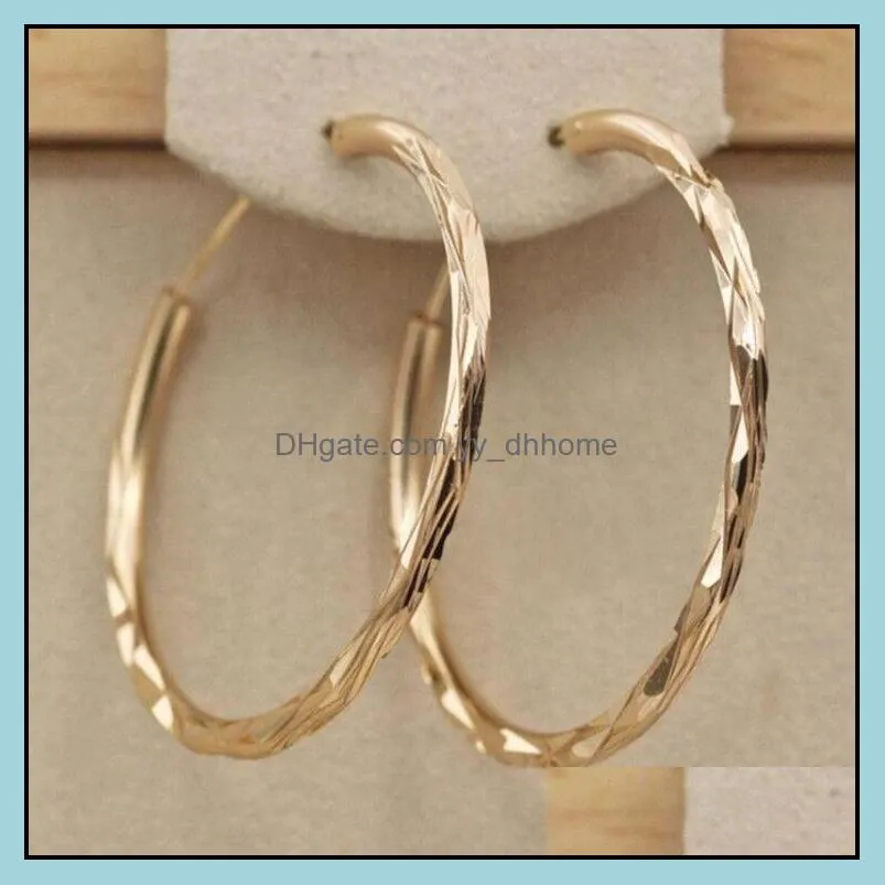 Classic Simple Hoop Earring for Women Gold Color Geometric Pattern Suit Various Occasions Metal Versatile Female Jewelry