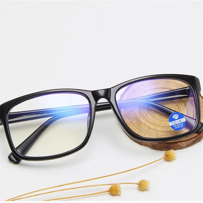 Fashion Sunglasses Frames Anti Blue Light Glasses Frame Women Eye Protection Radiation Eyeglasses Men Rays No Degree Flat GlassesFashion