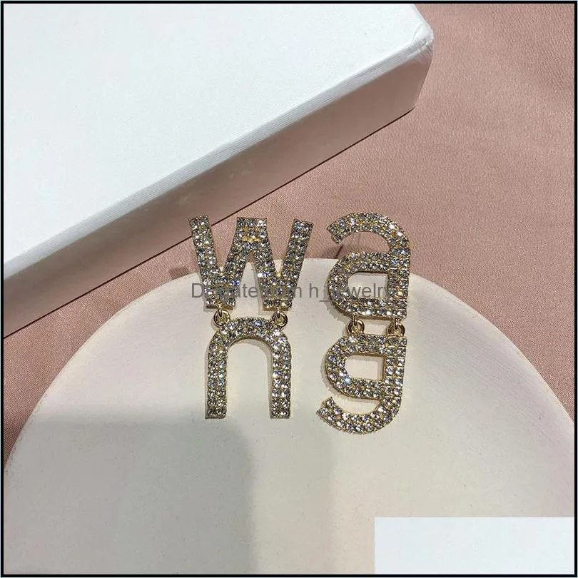 shiny rhinestone women wang letter pin brooch trending fashion jewelry brooches 201009 621 q2