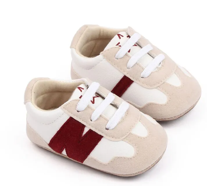 Retail New PU Leather Baby Shoes First Walkers Crib Girls Boys Sneakers Bear Coming Infant Moccasins Shoes 0-18 Months