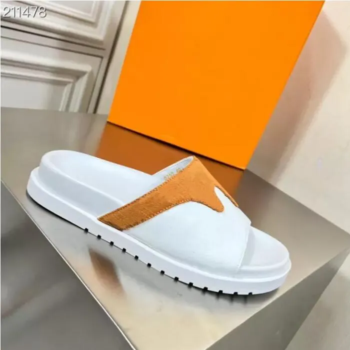 Sandalias para hombre Empalme Color de contraste Elementos de flores antiguas Chanclas de cuero de becerro Zapatillas planas de goma ligeras y cómodas Tamaño 38-44