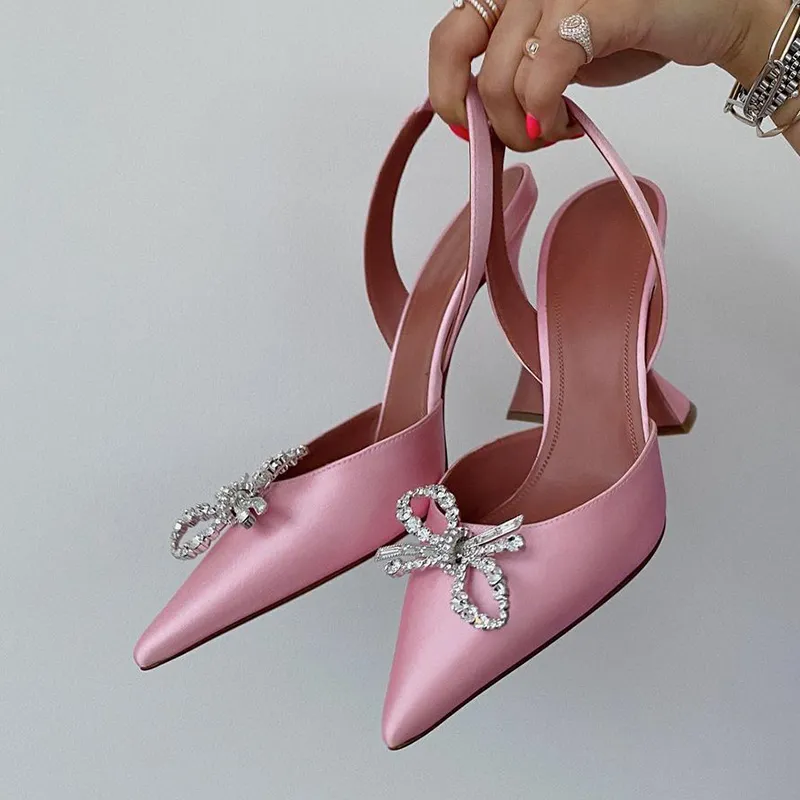 sandali con tacco alto Designer di lusso di moda Fiocco in raso rosa Decorazione con fibbia in strass Scarpe eleganti da donna in vera pelle Alta qualità Grande