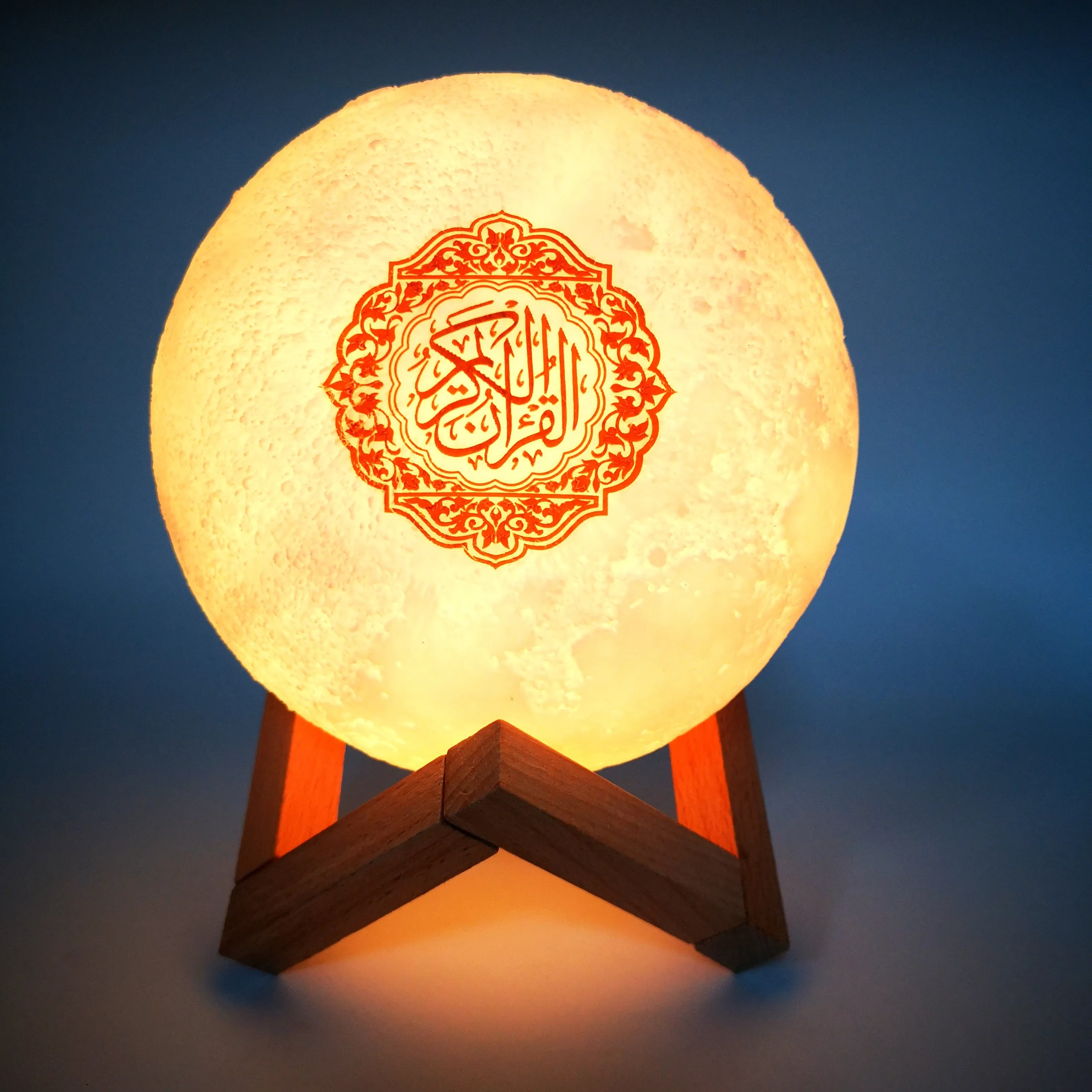 Portable Speakers player APP Control moon lamp 3D Night Light Wireless Quran Speakers Colorful