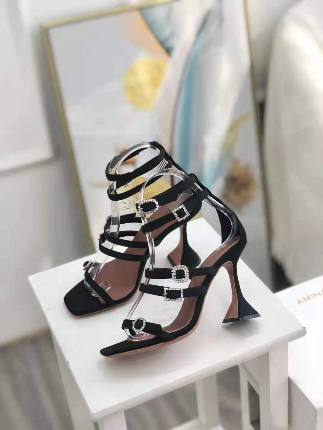 Moda-Orijinal Kutusu Amina Muaddi Robyn Sandalet Kristal-Süslenmiş Yivli Topuklu İtalya Kristal Tokalar Ayakkabı