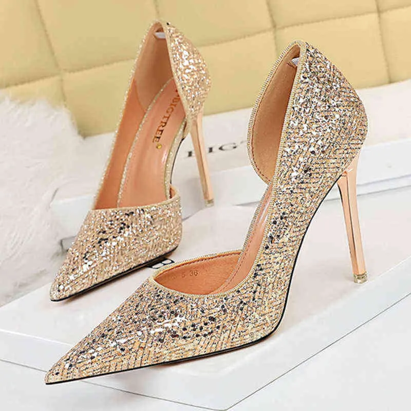 Vintage Gold Glitter Platform Heels by Fredrick's Of Hollywood | Shop  THRILLING