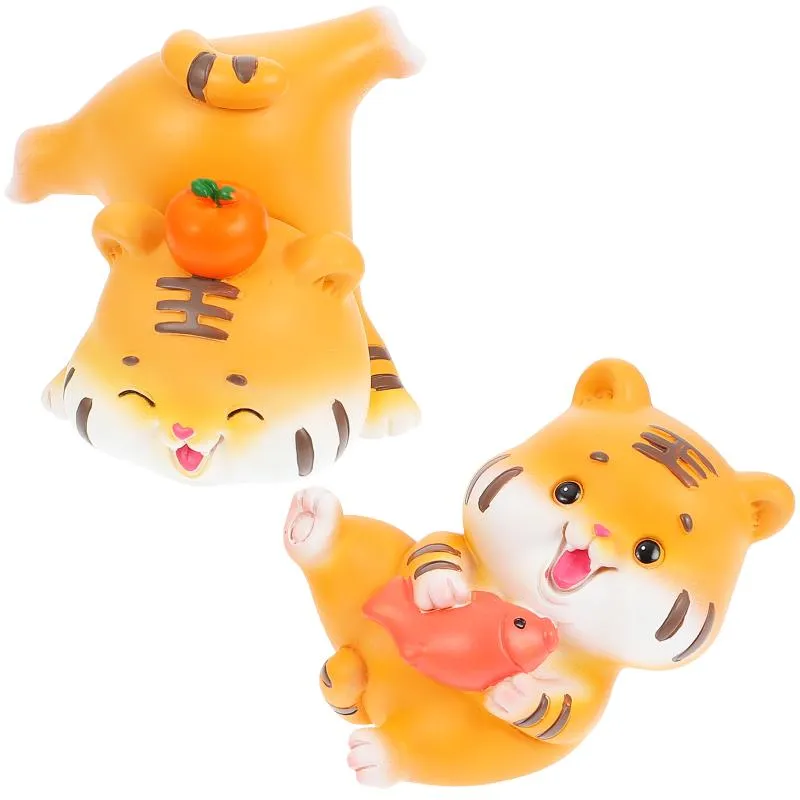 Decorações de interiores 2pcs Ano Tiger Doll Resin Figures