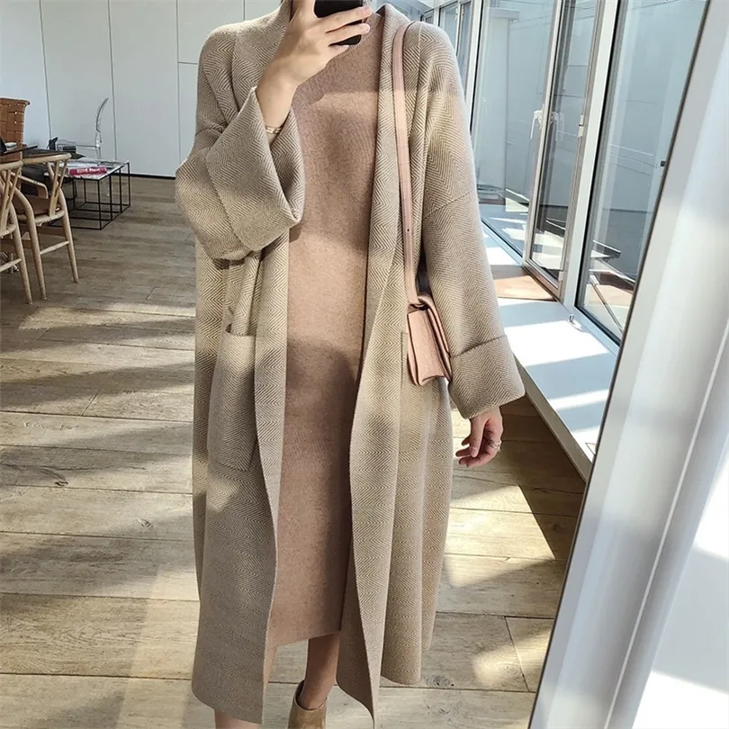 2020 Spring Inverno Inverno Elegante Casacos de inverno solto Cardigan Woolen Sweater Oversize Cardigan Knitting Coat Women T200113