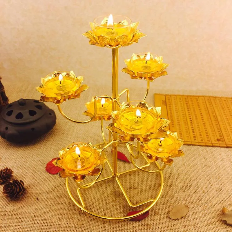 Candelabros estilo Vintage Metal Lotus tallado soporte Buda mantequilla lámpara candelabro templo hogar escritorio decoración dorada