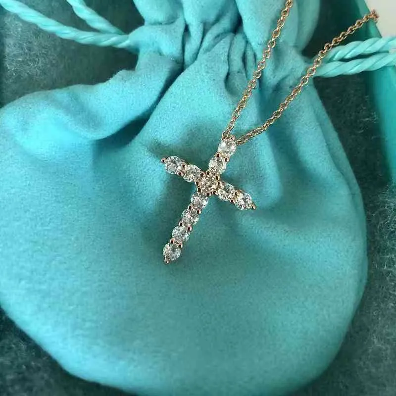 ZD3S T -Familie S925 Sterling Silber Diamant Eingelegtes Kreuz Anhänger Halskette weiblich neun Soul Gold Minderheit Einfacher Männer- und Frauen -Schlüsselbein