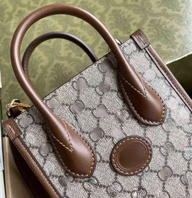 デイリー スタイル 公式 ミニトートバッグ同じ大規模容量バッグ女性のシングルショルダーメッセンジャーバッグ22秋と冬の新しいを 761 公式ショップから探す Elsafwa Hospital Com デイリー スタイル 公式 ミニトートバッグ同じ大規模容量バッグ女性のシングルショルダーメッセンジャーバッグ22秋と冬の新しいを 761 公式ショップから探す Elsafwa Hospital Com