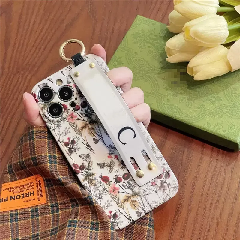 Luxe polsbandje iPhone Case Designer telefoonhoesje Vintage bloempatroon zachte hoesjes voor iPhone 12 13PromAx 11 Pro XS XR Dames G Telefoonhoes