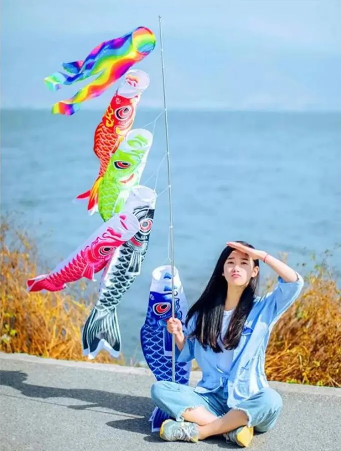 Cartoon Fish Wind Sock Flag Colorato stile giapponese Windsock Carp mini Regali Koinobori Fishs Wind Streamer Home Decorazioni per feste Inventario all'ingrosso