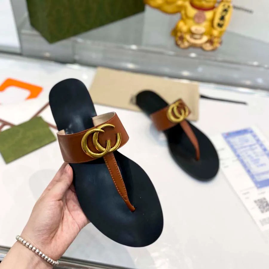 Gucci Designer sandals for women for Women and Men Gear Bottom Flip Flops with Luxury Fashion and Casual Style