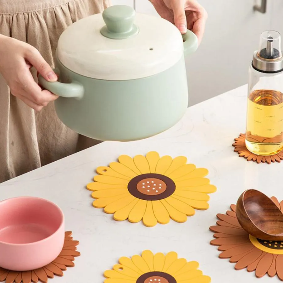 High Quality New Thick Sunflower 10/15.5/19.5cm PVC Dish Coffee Tea Cup Bowl Heat Proof Anti Slip Modern Concise Table Mat Pad