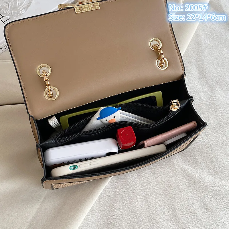 Wholesale factory ladies shoulder bags sweet lady studded chain bag flip embossed leather handbag street trend crocodile mobile phone coin purse 2005