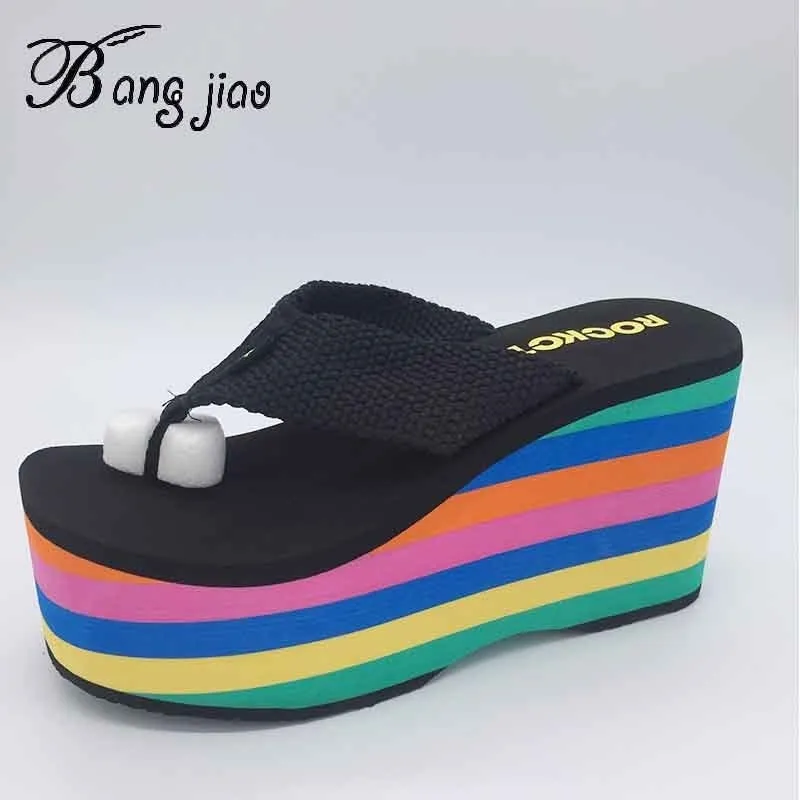 Neue Super High Heel Frauen Flip-Flops Sandalen Hausschuhe Dicke Bodenplattform Hang Strand Weibliche Regenbogen Rutschen Schuhe 210301