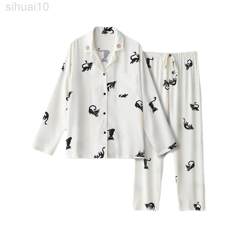 Primavera e autunno Moda donna High-end Homewear Suit Satin Cartoon Bianco Black Cat Pigiama Pantaloni a maniche lunghe Donna Pijama L220803