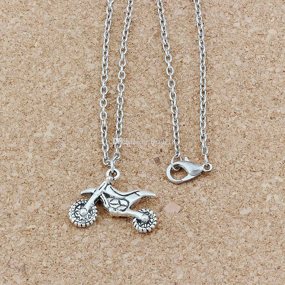 20Pcs Alloy Motorcycle Charms Pendant Necklaces For Men Women Jewelry Gift Ancient Silver A-281d
