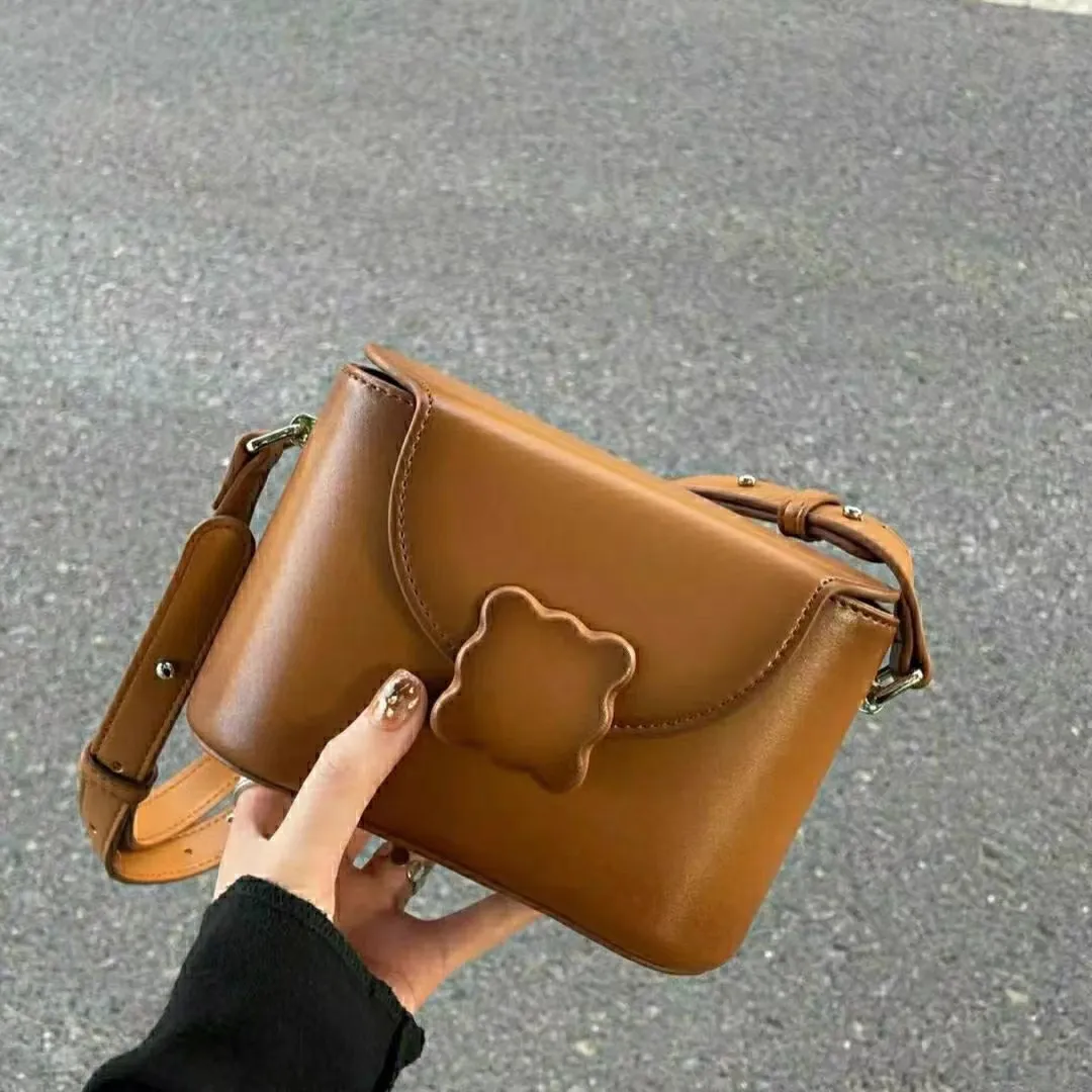 패션 숄더백 편안한 단순한 관대하고 다재다능한 배치 마무리 디자인 핸드백