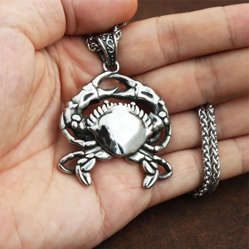 Hänge halsband designar havsserier krabba halsband för män rostfritt stål mode detaljerad trendiga djur smycken gåva grossist beroende