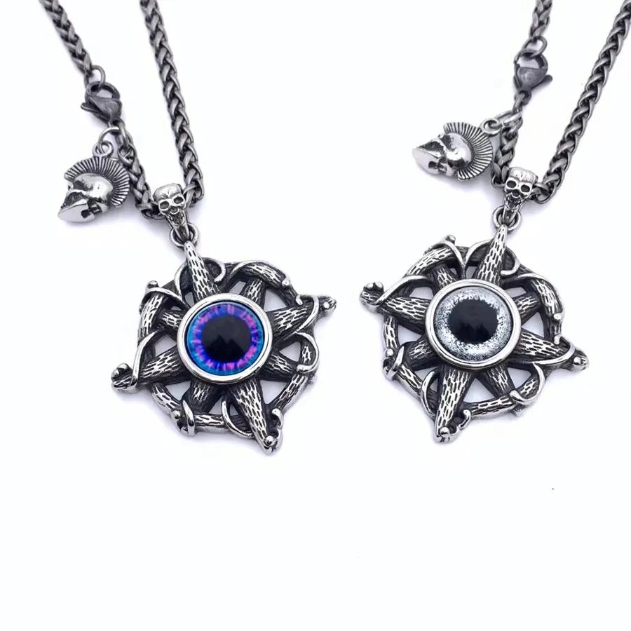 Devil Eternal Eye Personnalité Collier Pendant Hip Hop Hop Men's Fashion Street Street polyvalent ACCESSOIRES LONGES BIELLIS