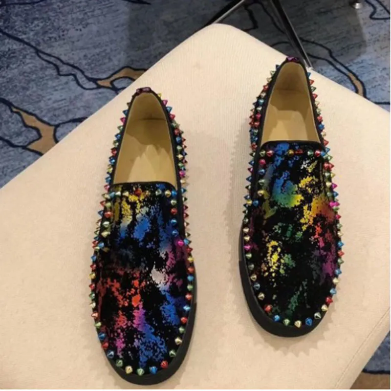Luxe designer mannen Multicolor Spikes flats charme schoenen Handgemaakte Trouwjurk Avond Formele Schoenen mannen Sapato Sociale Masculin S