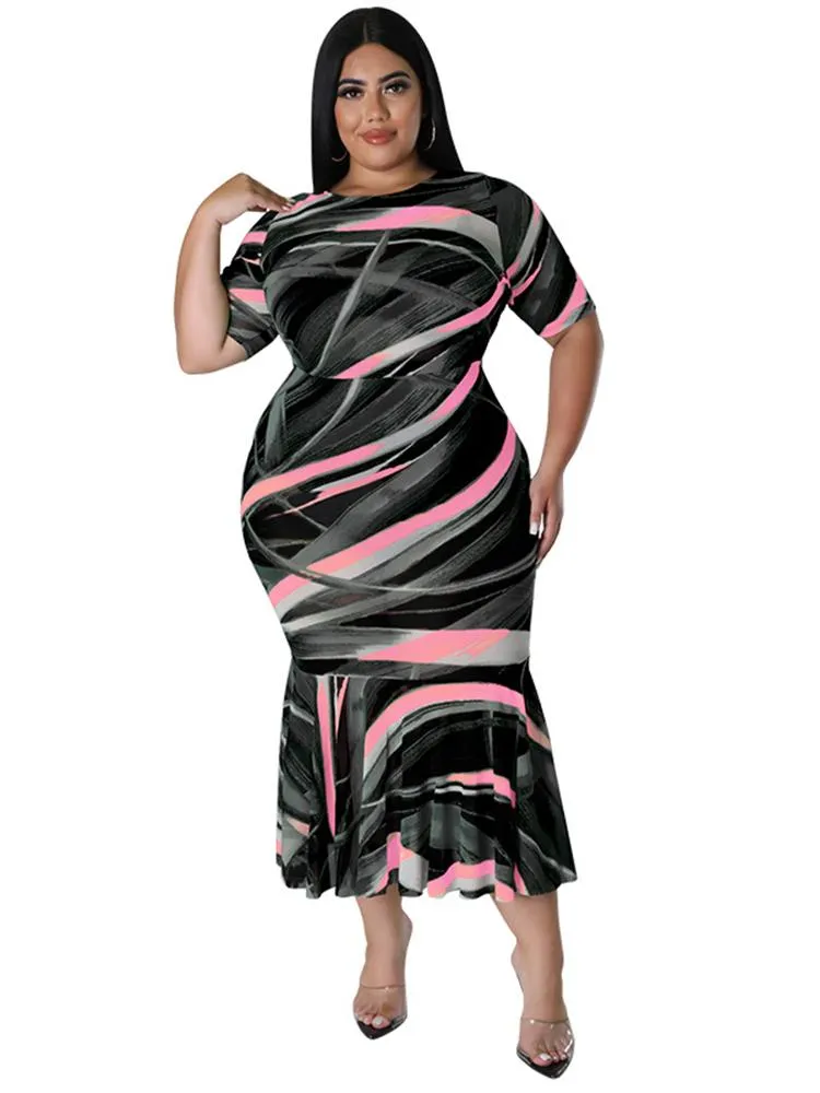 Robes de grande taille femmes O cou taille haute Robes été mode impression à volants Patchwork Streetwear longue robe de sirène 2022plus