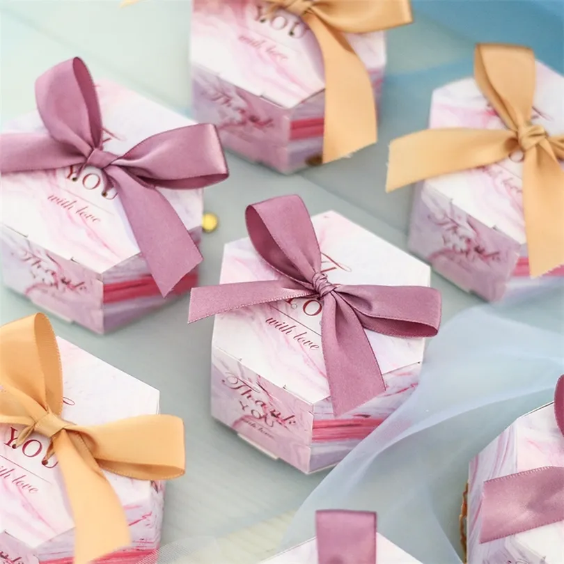 Kreative romantische Marmorstil Candy Boxen Hochzeit Gefälle und rosa Geschenke Box Party Lieferungen Babyparty Papier süße Chocol 220427