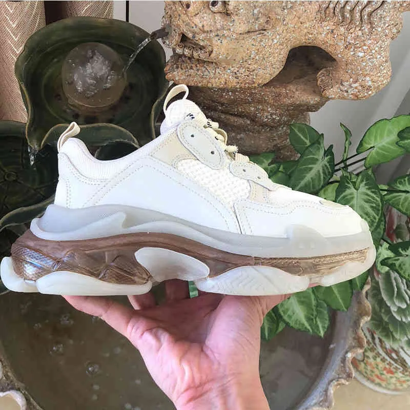 2021 wholesale plate forme sneakers triple s for casual dad shoe men women flat 17fw paris white black beige Luxurys Designers Shoes