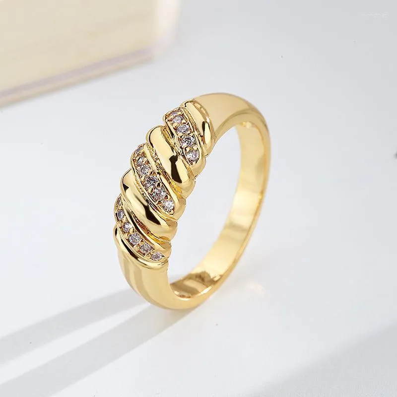 ZHOUYANG Vintage Gold Chunky Croissants Thin Gold Ring Band For Women Statement Finger