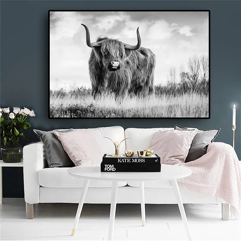 80x120cm Black and White HIGHLAND COW Animal Canvas Painting Posters and Prints Scandinavian Wall Art Picture for Living Room