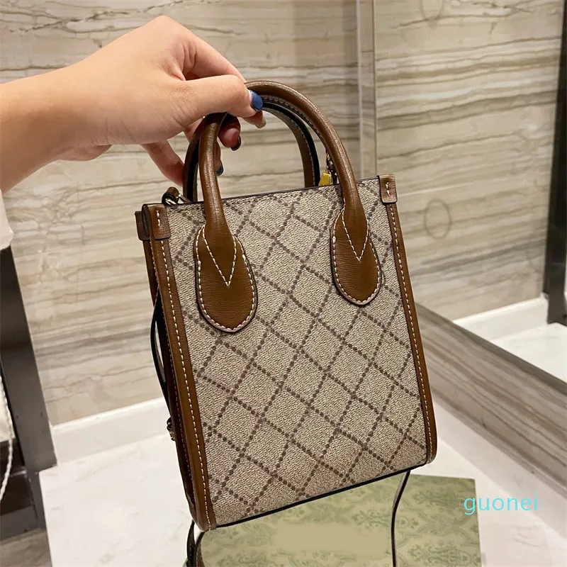 2022 shopping bag Shoulder Bags CrossBody luxurys designers letter Fashion Womens Handbags Letter Handbag ladies Chains Cross Body Clutch Hi