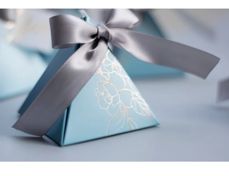 Triangular Candy Box Triangular Pyramid Candy Boxes - Wedding Favors, Gift Box Packaging for ...