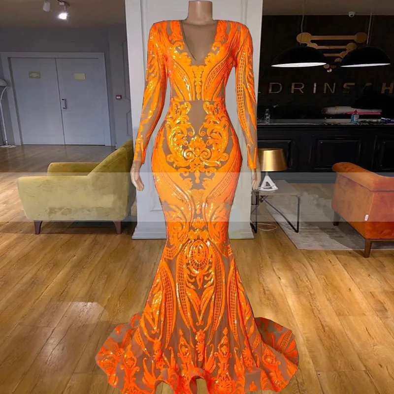 2022 Kvinnor långärmad sjöjungfru orange aftonklänningar 2022 v hals paljett spets svep tåg prom klänningar