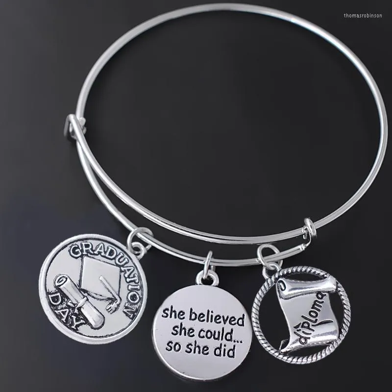 Customizable DIY Student Graduation Gift Souvenir Pendant Bangle Metal Diploma & Bachelor Cap Charm Bracelet Link Chain