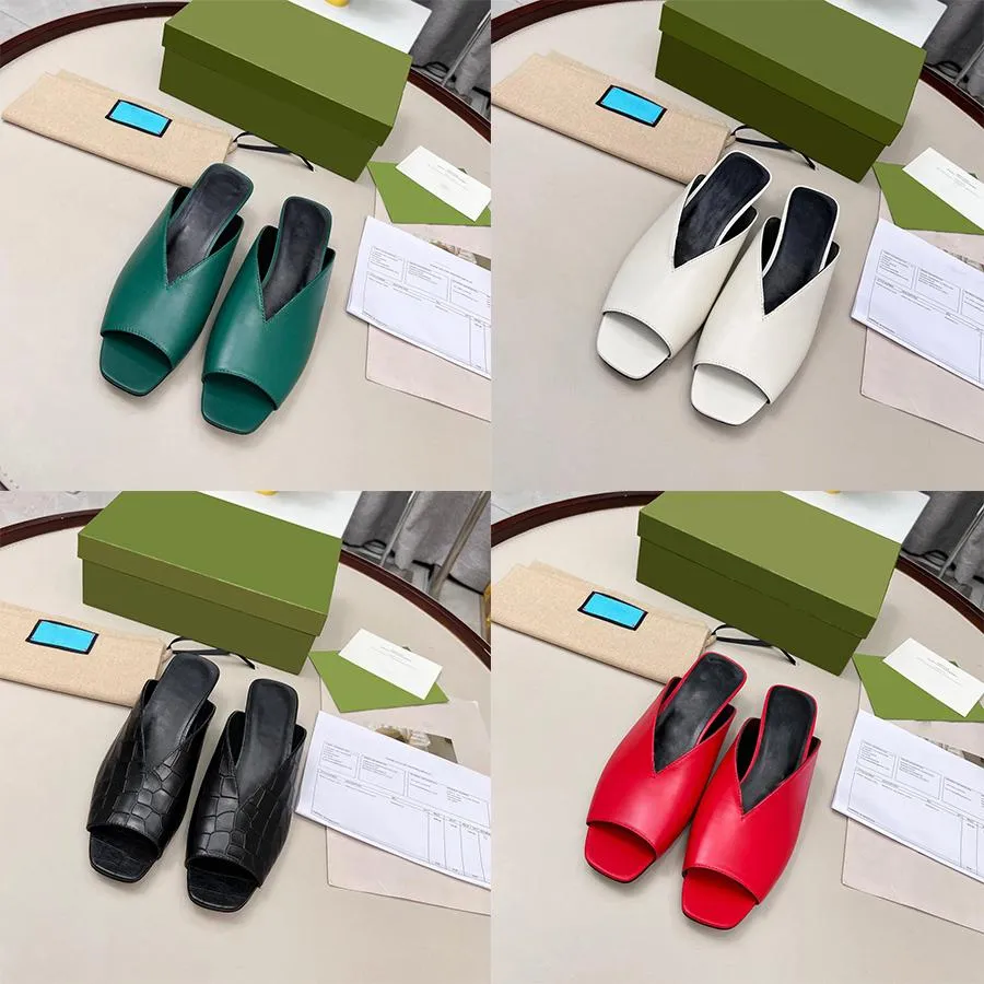 Women Sandals Slingback Crocodile Print Slipper Low Heel Sandal Designer Slippers Lady Leather Pump Outdoor Shoes