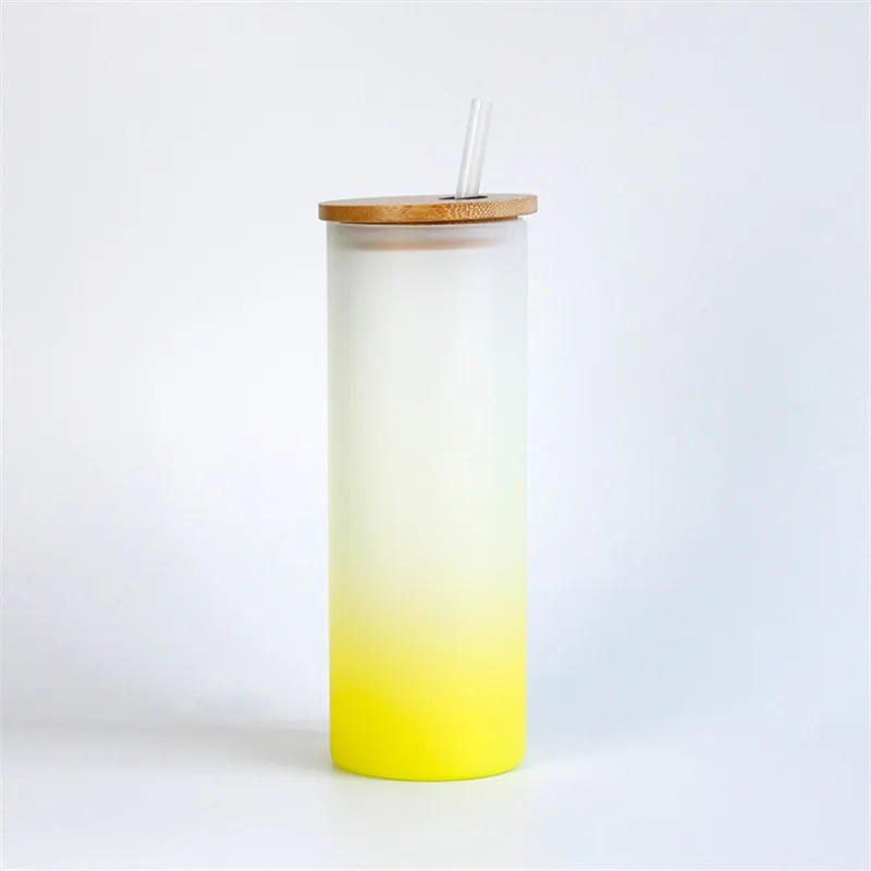 Vaso de vidrio esmerilado con tapa de bambú de 17oz personalizado