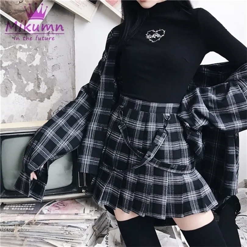 Gotycka punkowa kobiety czarne tshirty jesienne kobiety top harajuku haft haftowy bodycon t -koszulka koszulka z długim rękawem pullover t200110