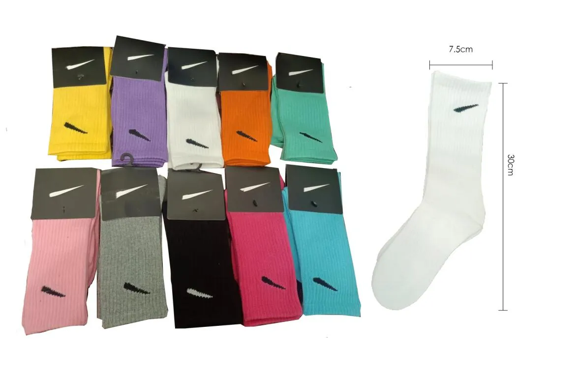 Wholesale Socks Men's Women Stockings Pure cotton 10 colors Sport Sockings Letter Print