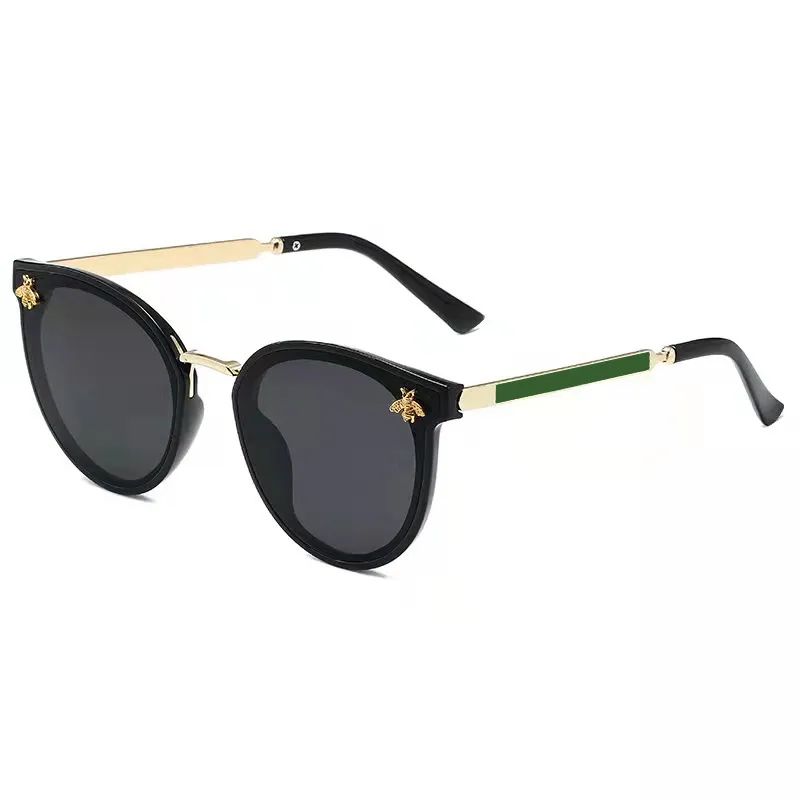2022 New Designer Bee sunglasses Women Men Fashion Trend Three-color Sunglasses Net Red Same glasses