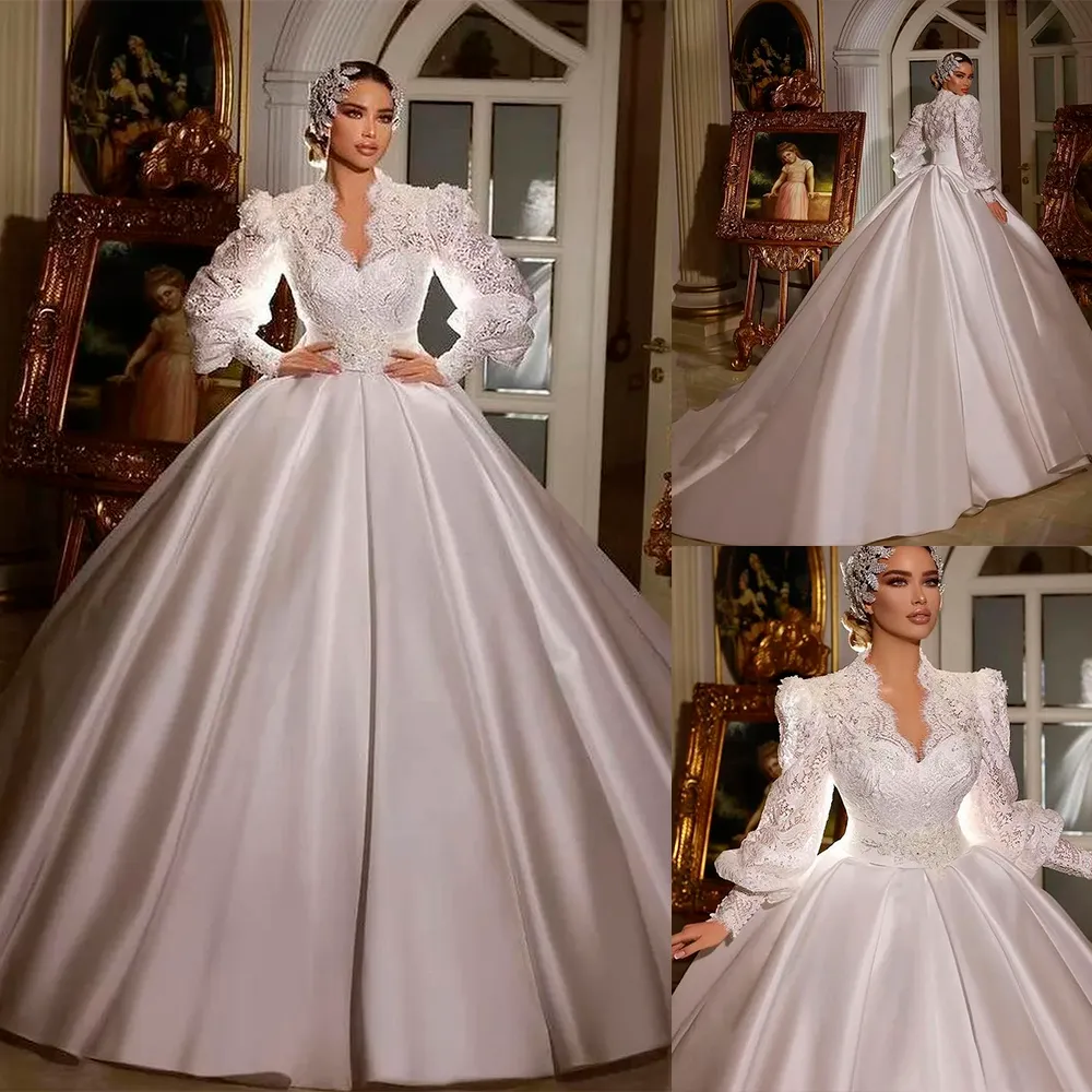 Muslimische Retro-Vintage-weiße Brautkleider, Spitzenapplikationen, Brautkleider, Flügelärmel, langer Zug, Brautkleid nach Maß