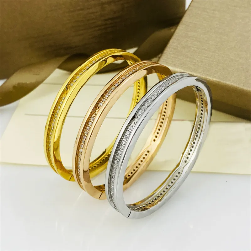 Silver Rose Gold Armband Designer smycken älskar Bangle Women Män utsökta titanstål Stål Charm Seting Diamond Chirstmas Valentines Day Girl Friend Armband