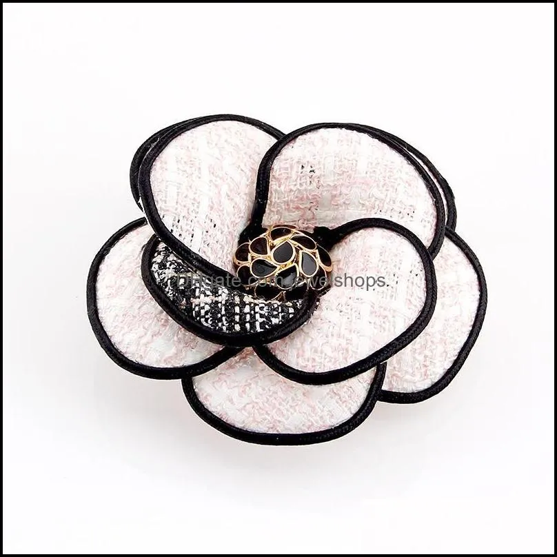 Pins, Brooches High-end Vintage Fabric Camellia Flower For Women Fashion Suit Cardigan Lapel Pins Corsage Badge Jewelry Gifts
